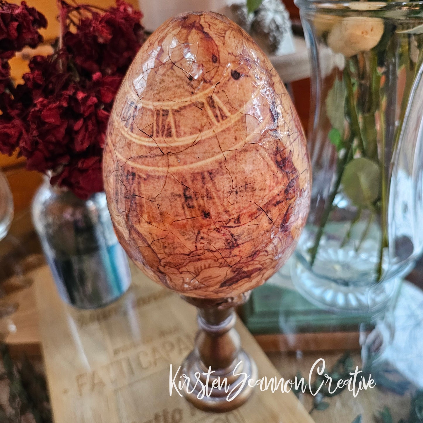 Vintage-Style Butterfly Easter Egg
