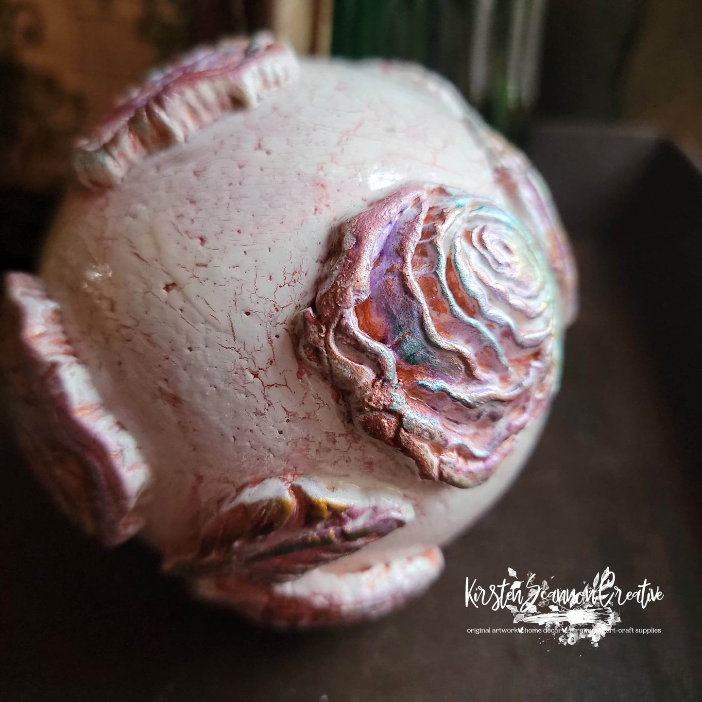 Ring Around the Roses Decor Sphere