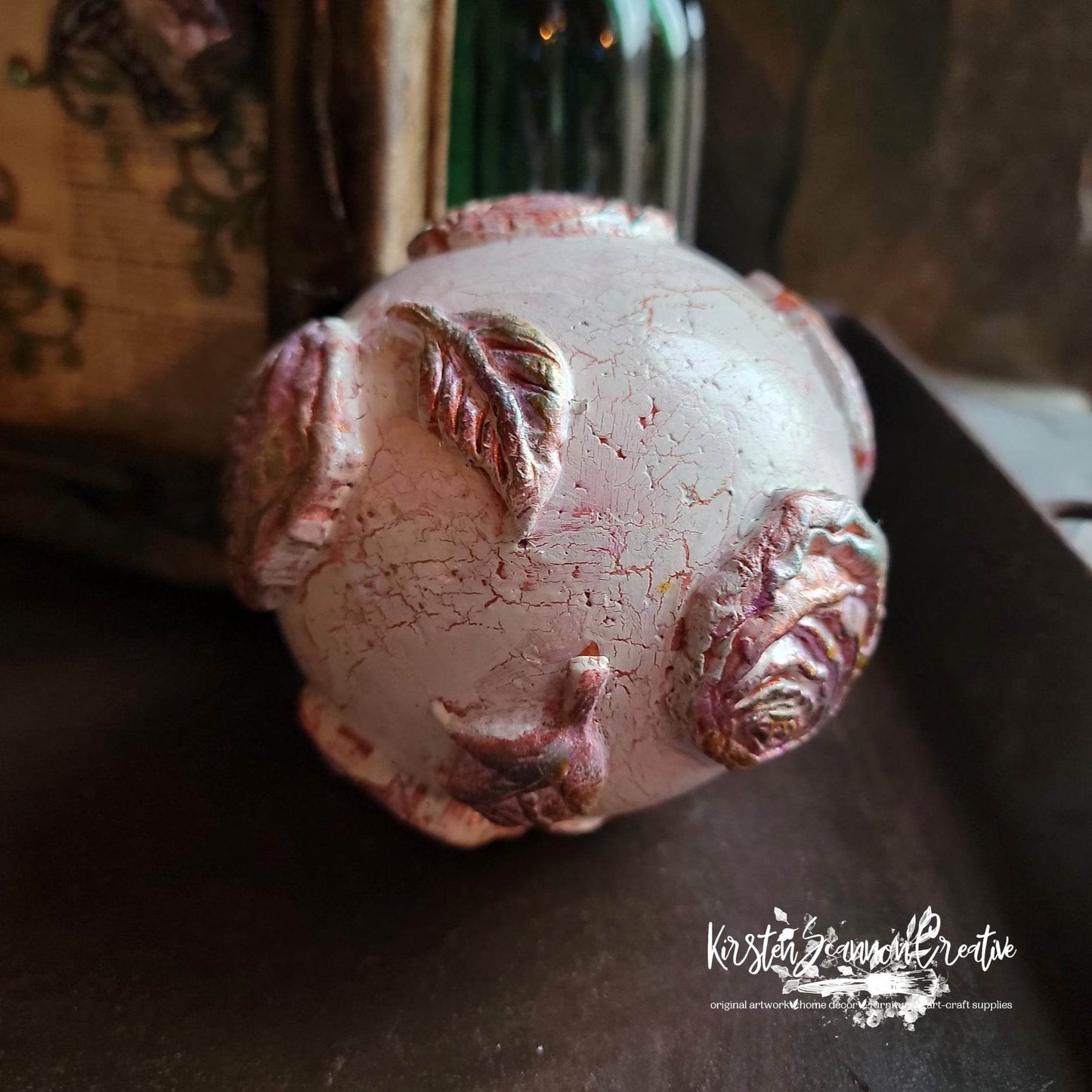 Ring Around the Roses Decor Sphere