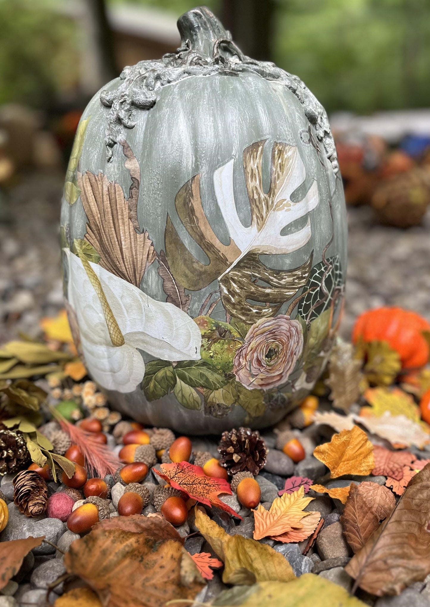 Serene Floral Large Lily Pumpkin