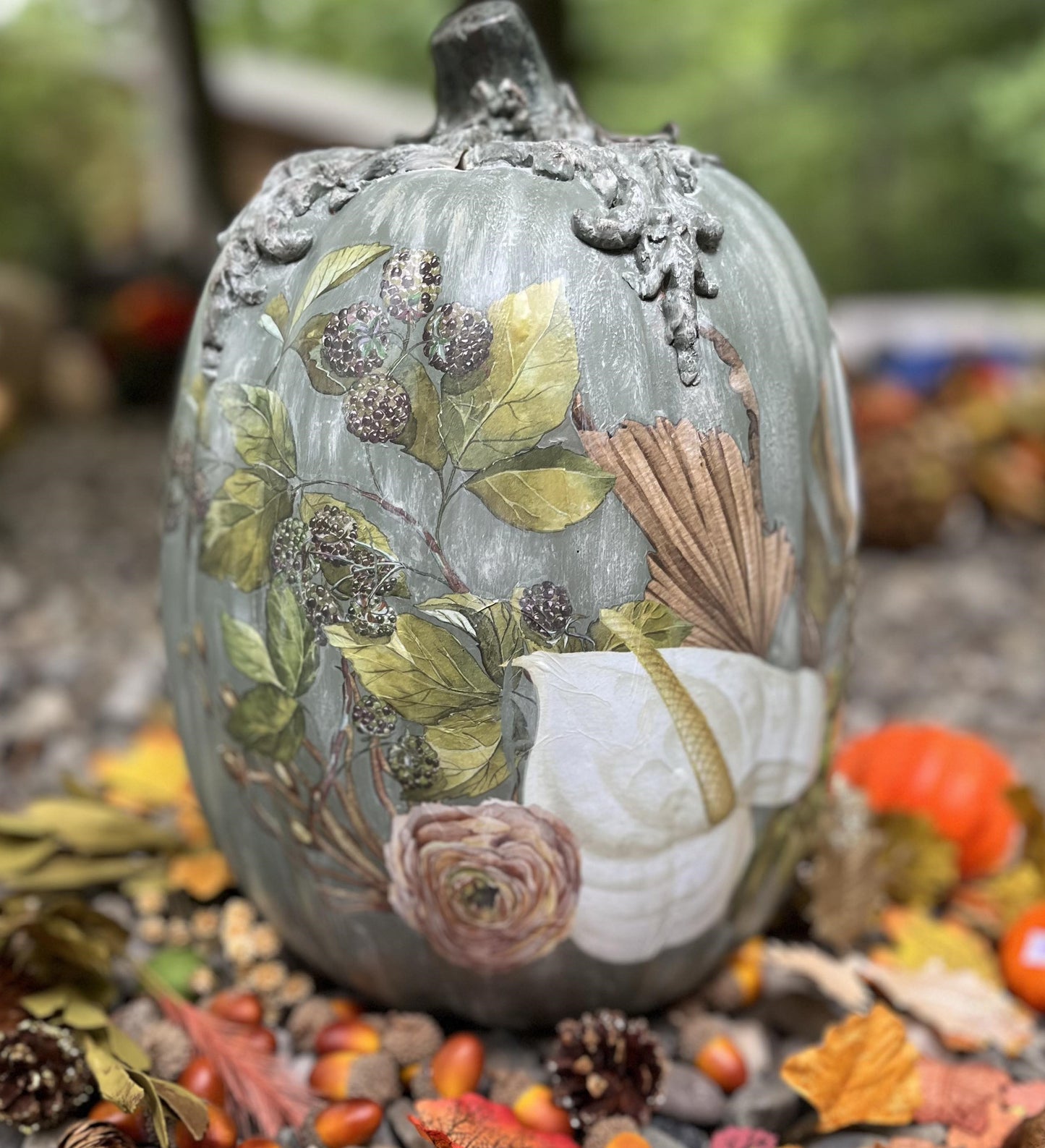 Serene Floral Large Lily Pumpkin