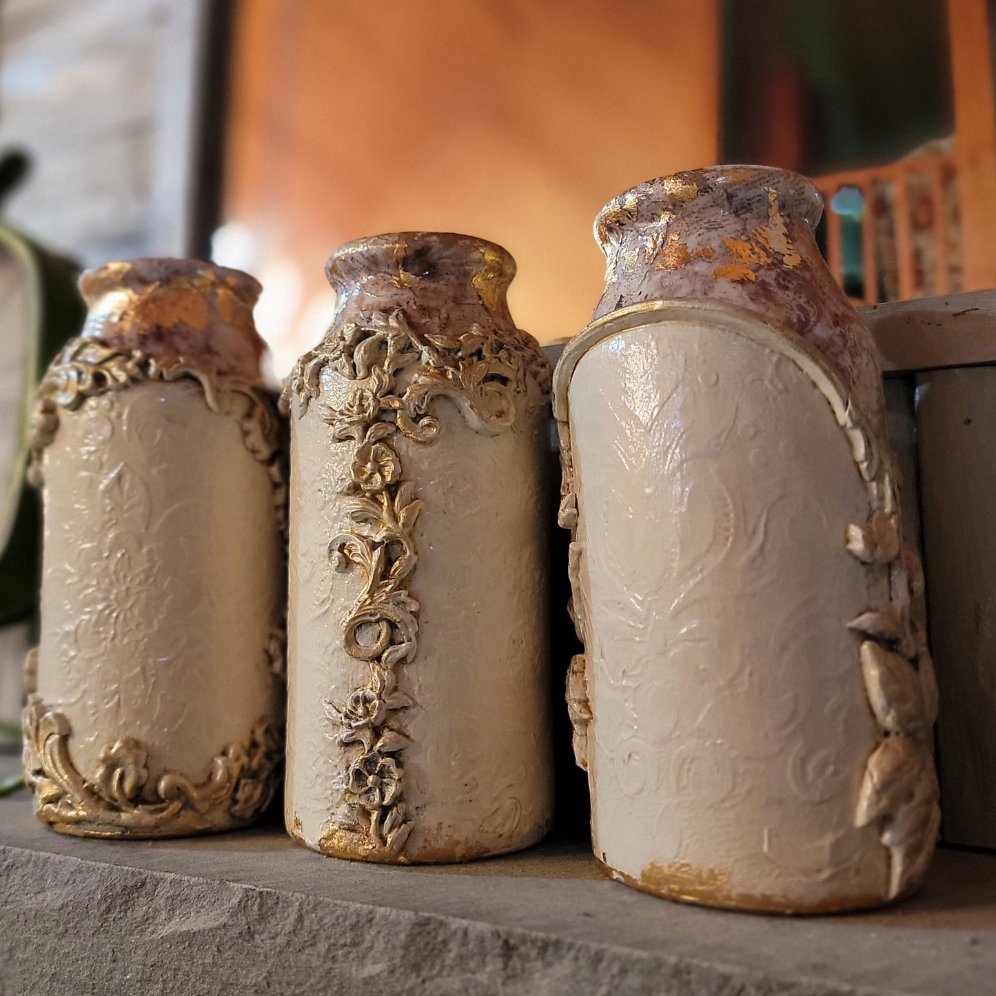 Gold Leaf Vases Trio Artisanal Décor